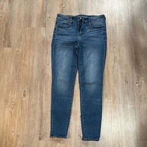American Eagle High Rise Jean